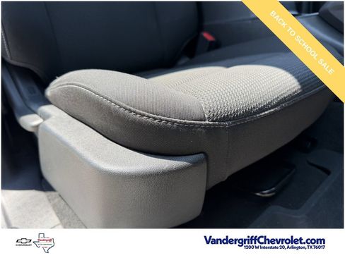 Used 2024 Chevrolet Colorado LT w/ LT Convenience Package II RWD image 24
