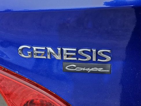 Used 2012 Hyundai Genesis 2.0T image 11