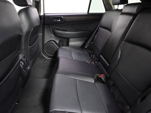 Used 2018 Subaru Outback 2.5i Limited image 21