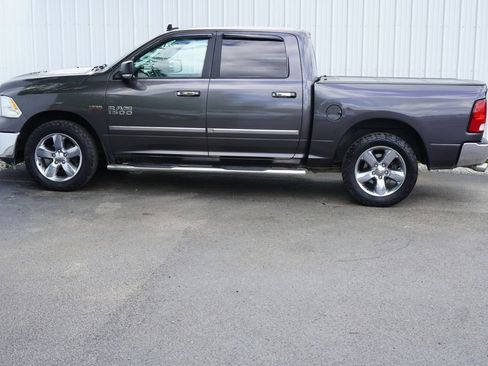 Used 2017 RAM 1500 Big Horn AWD/4WD image 3