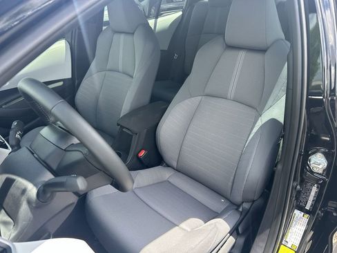 Used 2026 Toyota Corolla SE image 30