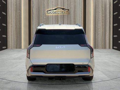 Used 2024 Kia EV9 GT-Line AWD/4WD image 9