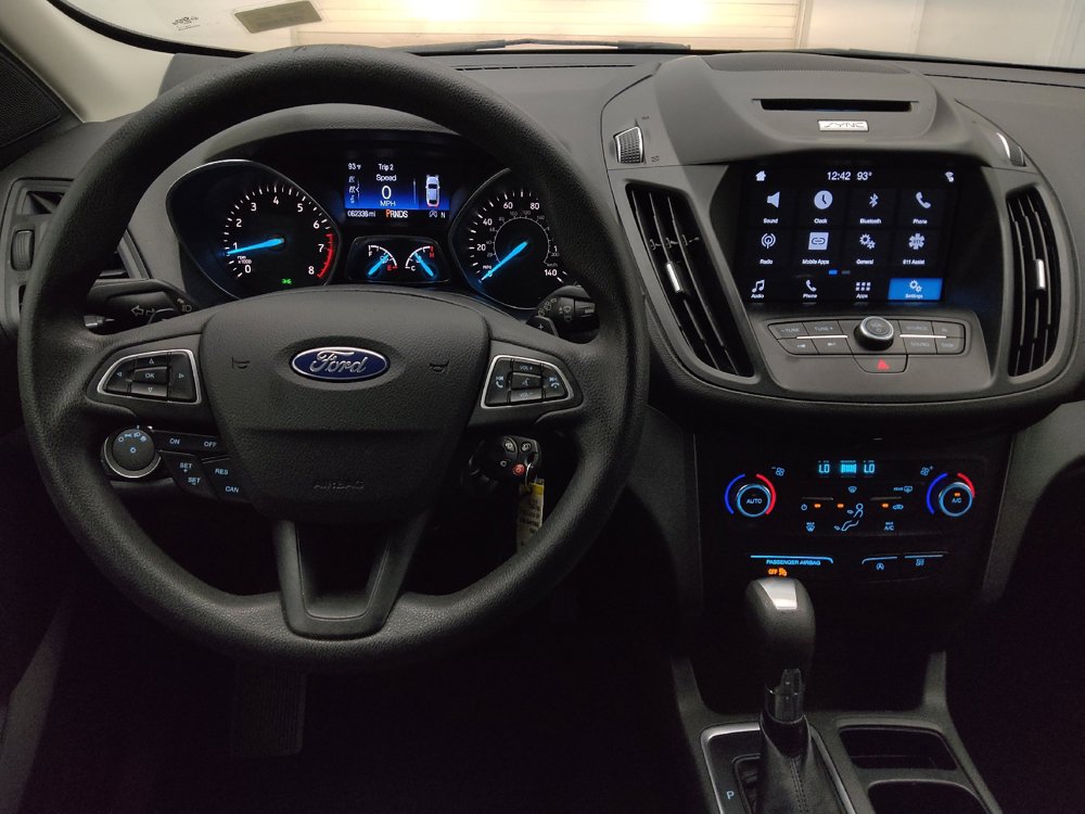 Used 2017 Ford Escape SE w/ Equipment Group 201A FWD image 22