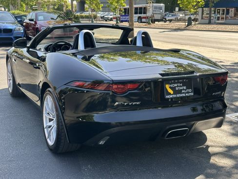 Used 2019 Jaguar F-TYPE Convertible image 11