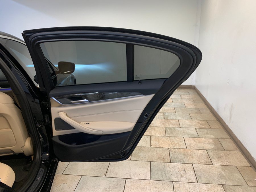 Used 2023 BMW 530i w/ Premium Package RWD image 62