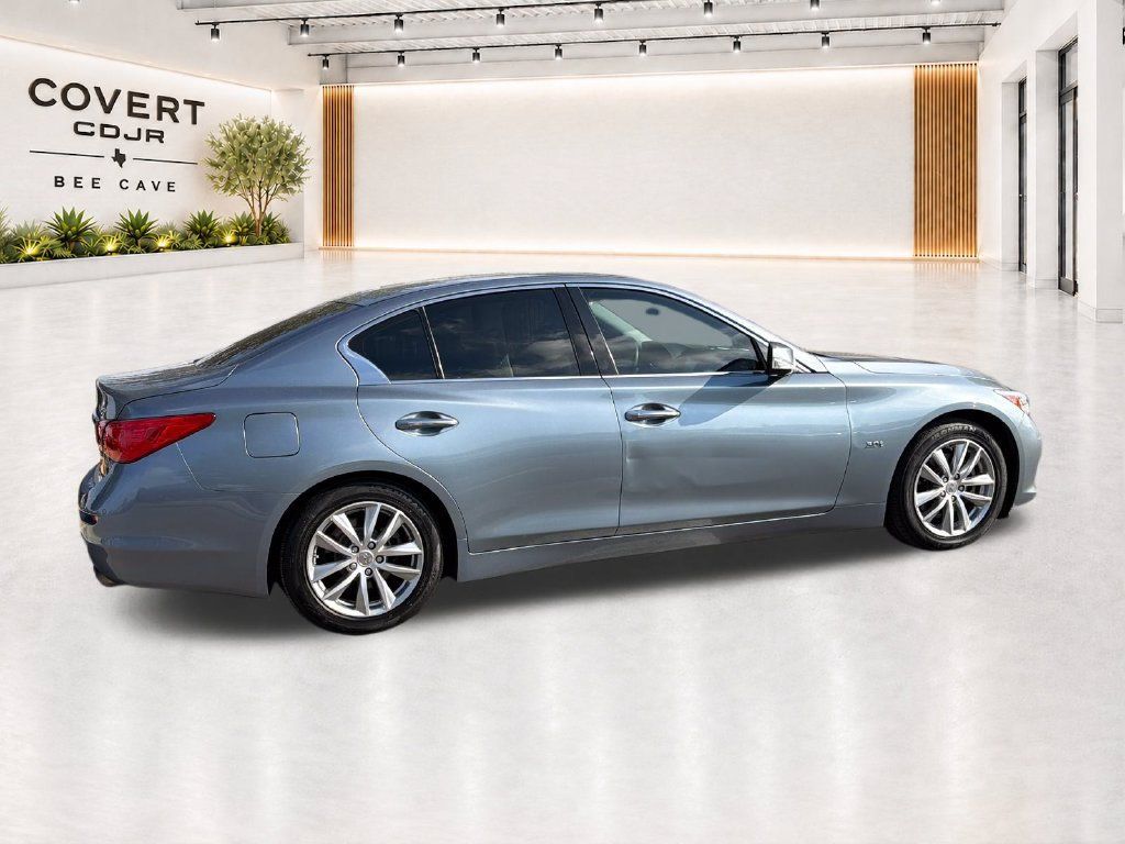 Used 2016 INFINITI Q50 3.0t Premium w/ Driver Assistance Package RWD image 10