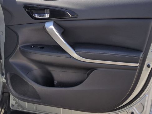 Used 2025 Mitsubishi Eclipse Cross SE AWD/4WD image 33