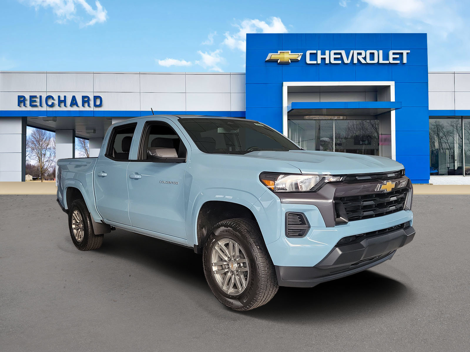 Used 2026 Chevrolet Colorado LT RWD image 1