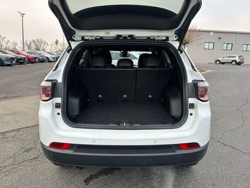 Used 2024 Jeep Compass Limited image 14