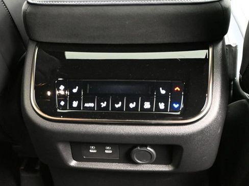 Used 2026 INFINITI QX80 4WD w/ Sport Exterior Package image 11