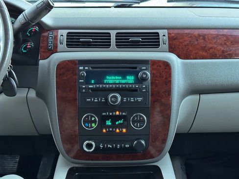 Used 2012 Chevrolet Silverado 2500 LTZ w/ LTZ Plus Package AWD/4WD image 25