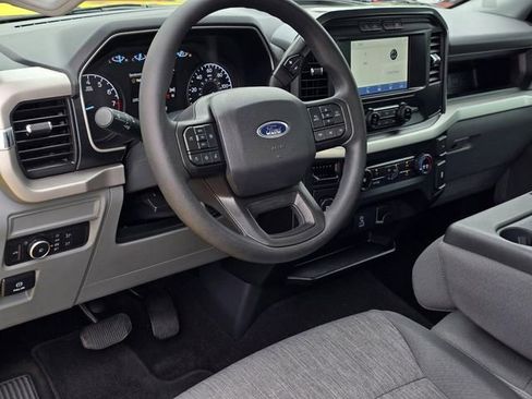 Used 2022 Ford F150 XL w/ Equipment Group 101A High RWD image 17