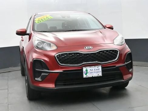 Used 2021 Kia Sportage LX w/ LX Fwd Popular Package image 3