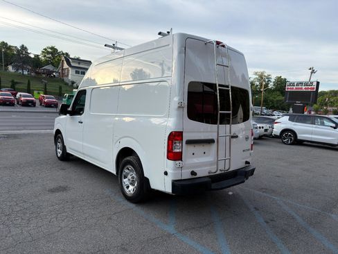 Used 2018 Nissan NV 2500 SV w/ Navigation Package RWD image 7