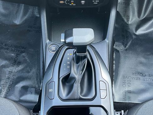 Used 2025 Kia K4 LXS image 38