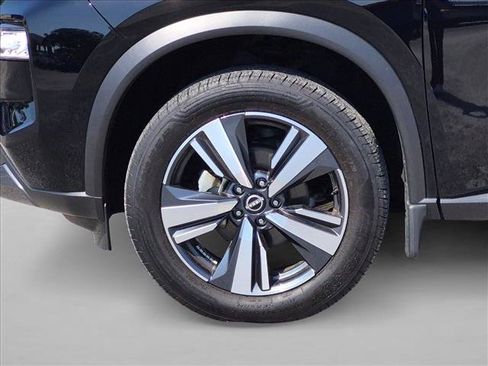 Used 2023 Nissan Rogue SL AWD/4WD image 9