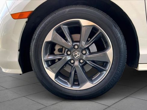 Used 2023 Honda Odyssey Elite image 10