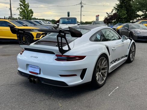 Used 2019 Porsche 911 GT3 RS RWD image 5