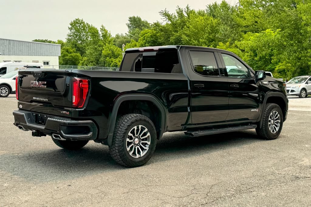 Used 2023 GMC Sierra 1500 AT4 w/ AT4 Premium Package AWD/4WD image 3