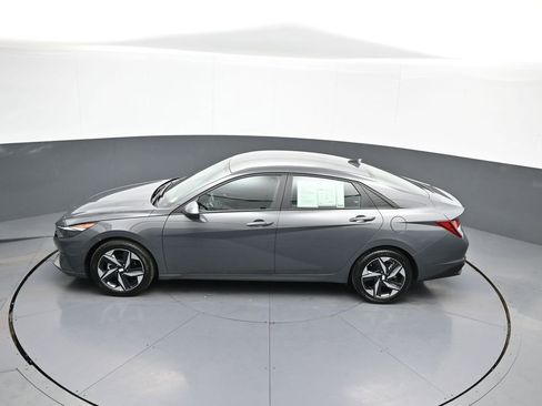 Certified 2023 Hyundai Elantra SEL w/ Convenience Package FWD image 40