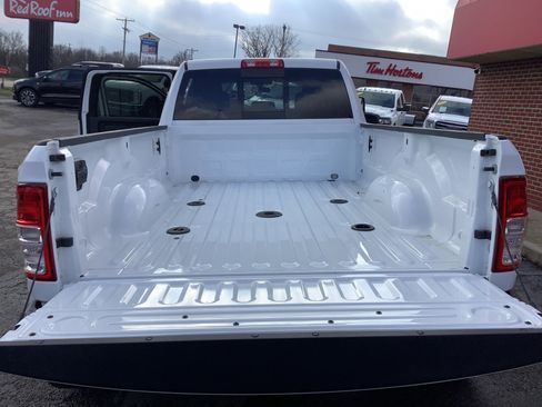 Used 2023 RAM 3500 Tradesman image 9
