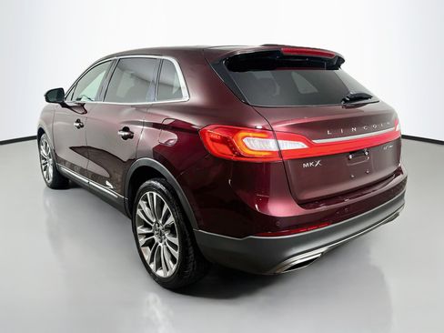 Used 2017 Lincoln MKX Reserve w/ Driver Assistance Package AWD/4WD image 5