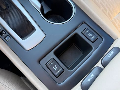 Used 2017 Nissan Altima 2.5 SV w/ Convenience Package image 17