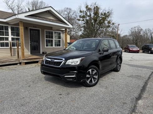 Used 2018 Subaru Forester 2.5i w/ Alloy Wheel Package image 2