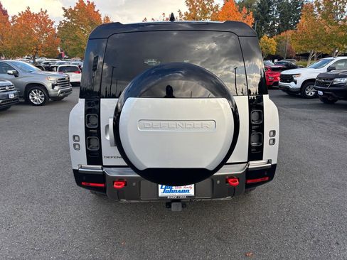 Used 2024 Land Rover Defender 130 X image 6