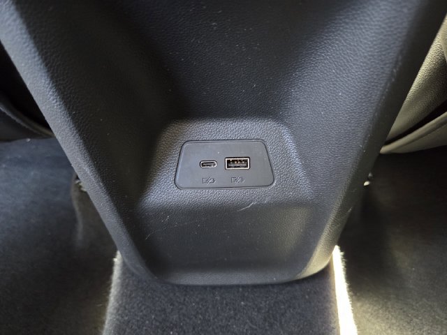 Certified 2024 Buick Envision Sport Touring AWD/4WD image 16