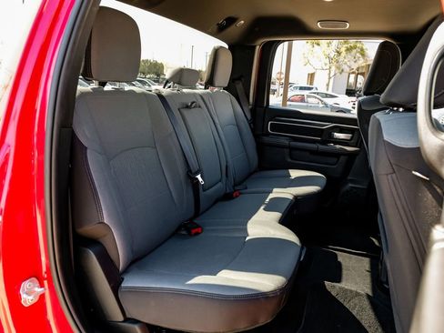 Used 2024 RAM 2500 Big Horn w/ Bed Utility Group image 34