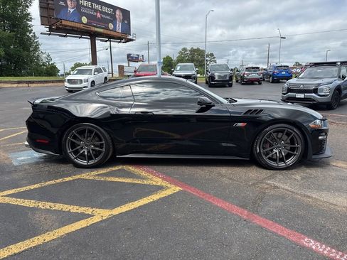 Used 2022 Ford Mustang GT Premium w/ GT Performance Package image 5