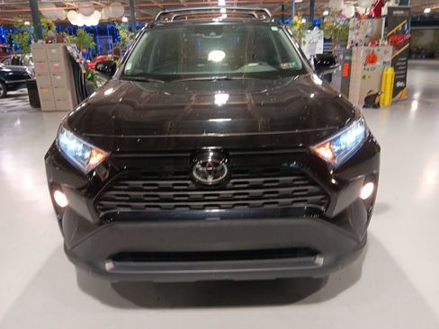 Used 2020 Toyota RAV4 XLE w/ Convenience Package AWD/4WD image 10