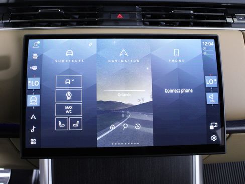 New 2026 Land Rover Range Rover Long Wheelbase SE image 20