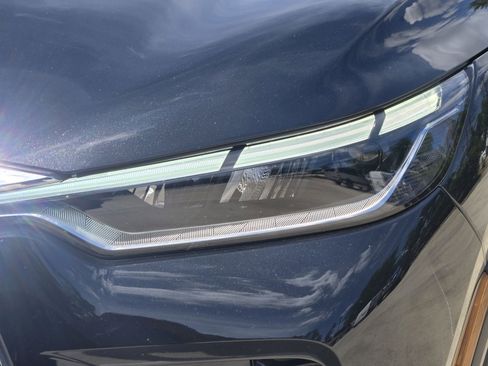 Used 2025 INFINITI QX60 Luxe w/ Vision Package FWD image 11