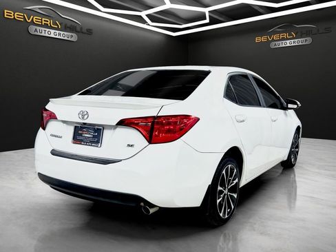 Used 2018 Toyota Corolla SE FWD image 5