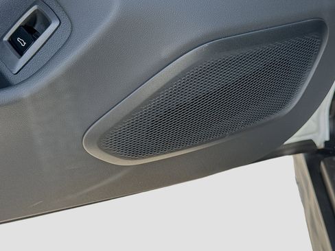 New 2026 BMW i5 eDrive40 image 23