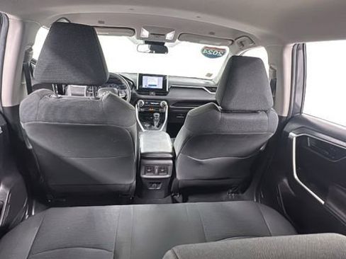 Used 2024 Toyota RAV4 LE image 17
