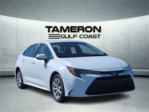 Used 2024 Toyota Corolla LE image 8