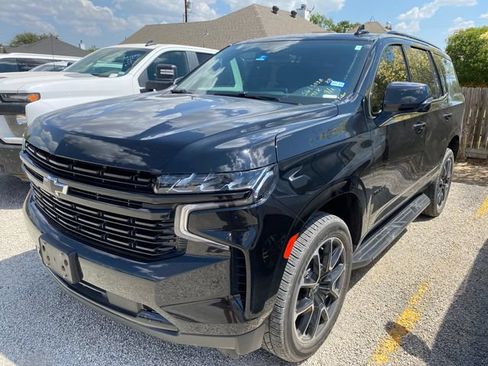 Used 2024 Chevrolet Tahoe RST w/ Luxury Package AWD/4WD image 2