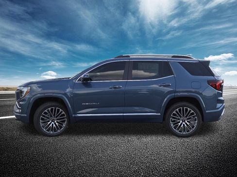 New 2026 GMC Terrain Denali w/ LPO, Floor Liner Package AWD/4WD image 17