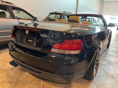 Used 2009 BMW 135i Convertible image 47