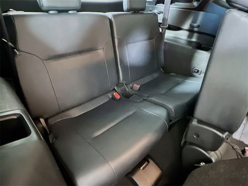 Used 2024 Mitsubishi Outlander SE image 24