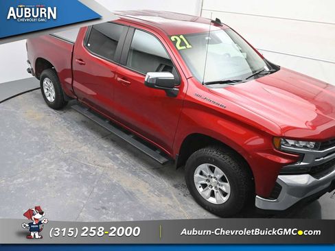 Used 2021 Chevrolet Silverado 1500 LT image 24