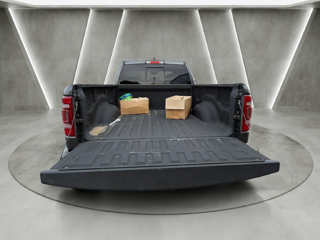 Used 2019 RAM 1500 Limited w/ Advanced Safety Group AWD/4WD image 9