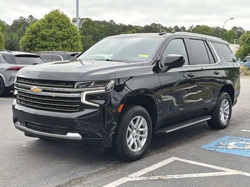 Used 2024 Chevrolet Tahoe LT RWD image 7