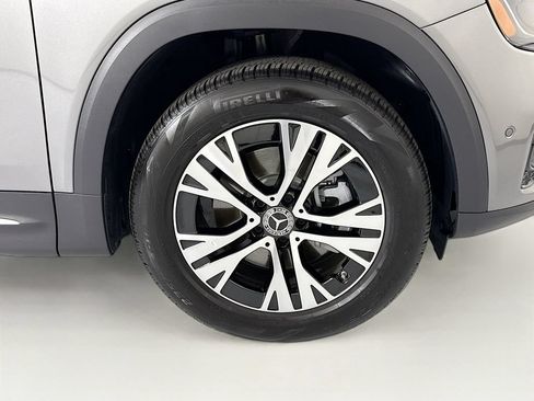 Used 2026 Mercedes-Benz GLB 250 image 32