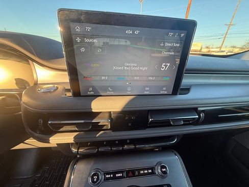 Used 2020 Lincoln Aviator Reserve w/ Equipment Group 202A image 16