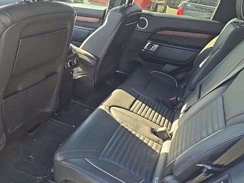 Used 2018 Land Rover Discovery HSE Luxury image 5
