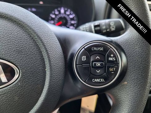 Used 2021 Kia Soul S FWD image 17